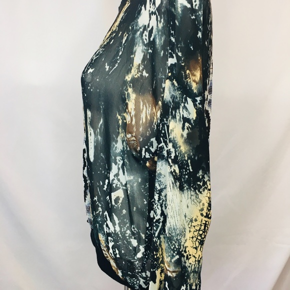 Cabi Sheer Python print Crew neck soft silk top - Picture 3 of 8